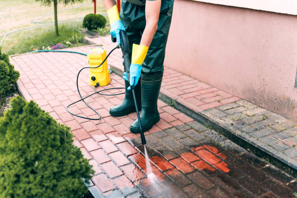 Best Playground Equipment Cleaning  in Auburndale, FL
