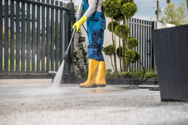 Best Parking Lot and Garage Cleaning  in Auburndale, FL